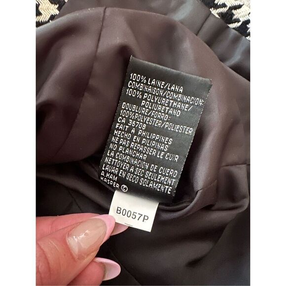 Vintage Kasper APL Houndstooth Black & White Wool 2 Piece Blazer Skirt Set | 10P - Picture 10 of 12